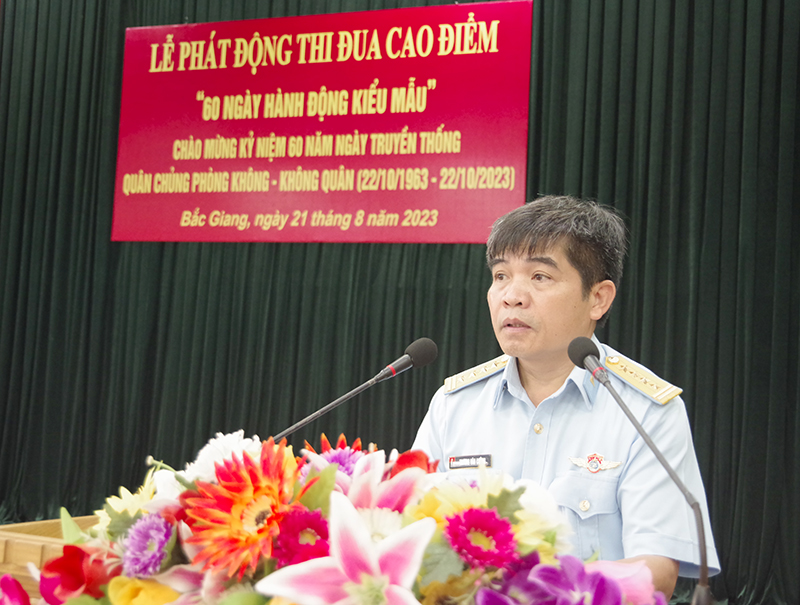 Sư đoàn 365 phát động thi đua cao điểm chào mừng kỷ niệm 60 năm Ngày truyền thống Quân chủng Phòng không - Không quân