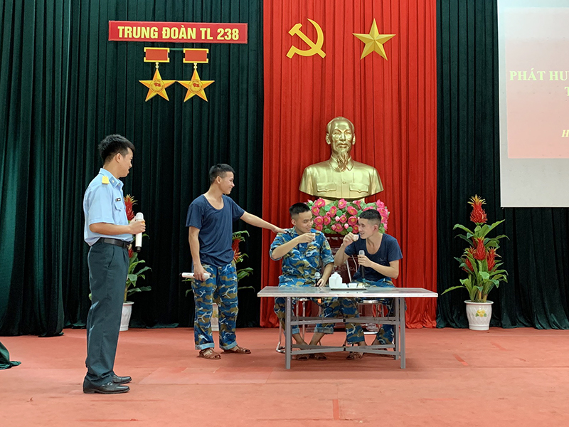 Trung đoàn 238 tổ chức tuyên truyền về phát huy phẩm chất “Bộ đội Cụ Hồ”, kiên quyết chống chủ nghĩa cá nhân trong tình hình mới