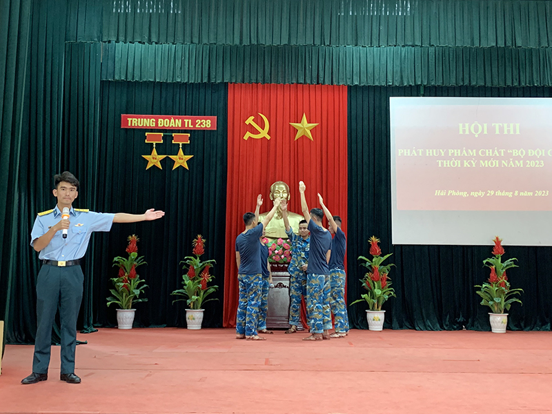 Trung đoàn 238 tổ chức tuyên truyền về phát huy phẩm chất “Bộ đội Cụ Hồ”, kiên quyết chống chủ nghĩa cá nhân trong tình hình mới