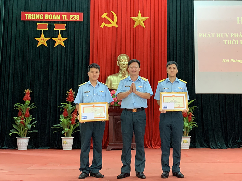 Trung đoàn 238 tổ chức tuyên truyền về phát huy phẩm chất “Bộ đội Cụ Hồ”, kiên quyết chống chủ nghĩa cá nhân trong tình hình mới