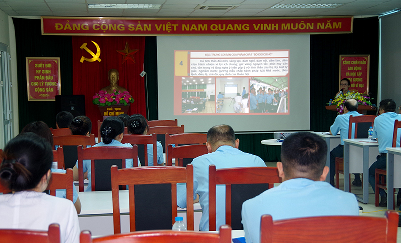 Viện Y học PK-KQ tổ chức Hội thi tuyên truyền về phát huy phẩm chất “Bộ đội Cụ Hồ”, kiên quyết chống chủ nghĩa cá nhân trong tình hình mới