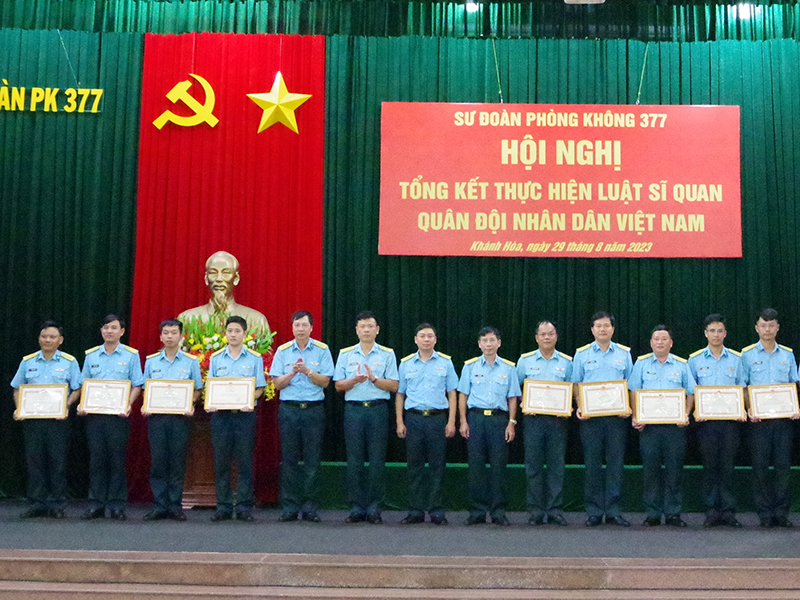 Sư đoàn 377 tổng kết thực hiện Luật Sĩ quan Quân đội nhân dân Việt Nam