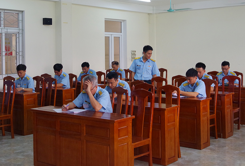 Trường Cao đẳng Kỹ thuật Phòng không - Không quân tổ chức thành công Hội thi Cán bộ Khoa năm 2023