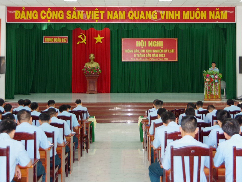 Trung đoàn 937 tổ chức hội nghị thông báo, rút kinh nghiệm kỷ luật 6 tháng đầu năm 2023