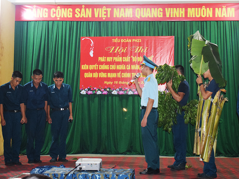 Tiểu đoàn Phòng hóa 23 tổ chức Hội thi Tuyên truyền về phát huy phẩm chất “Bộ đội Cụ Hồ” kiên quyết chống chủ nghĩa cá nhân trong tình hình mới