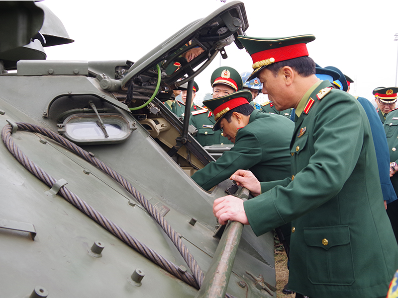 Bộ Quốc ph&ograve;ng kiểm tra c&ocirc;ng t&aacute;c sẵn s&agrave;ng chiến đấu bảo vệ Đại hội đại biểu to&agrave;n quốc lần thứ XIV của Đảng tại Trung đo&agrave;n 64