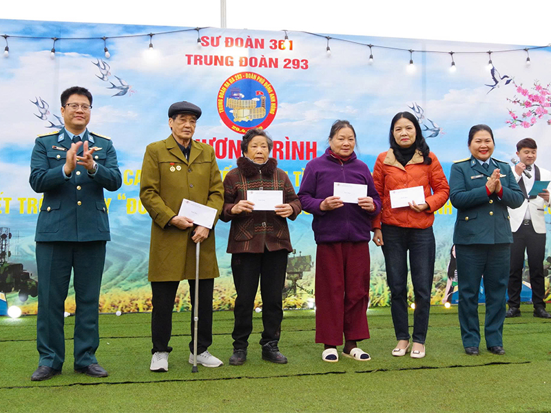 Trung đo&agrave;n 293 tổ chức Chương tr&igrave;nh &ldquo;Xu&acirc;n canh trời - Tết thắm t&igrave;nh qu&acirc;n d&acirc;n&rdquo; năm 2026