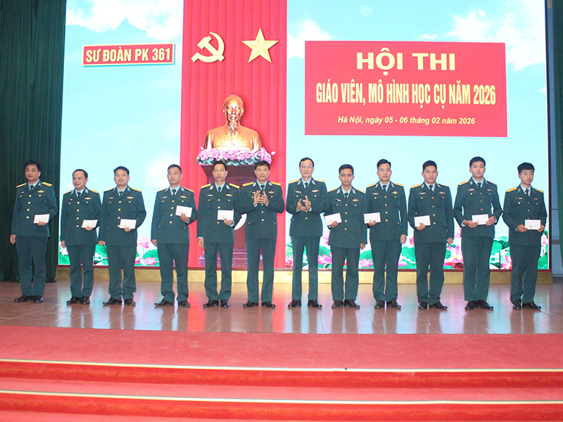 Sư đo&agrave;n 361 tổ chức Hội thi gi&aacute;o vi&ecirc;n, m&ocirc; h&igrave;nh học cụ năm 2026