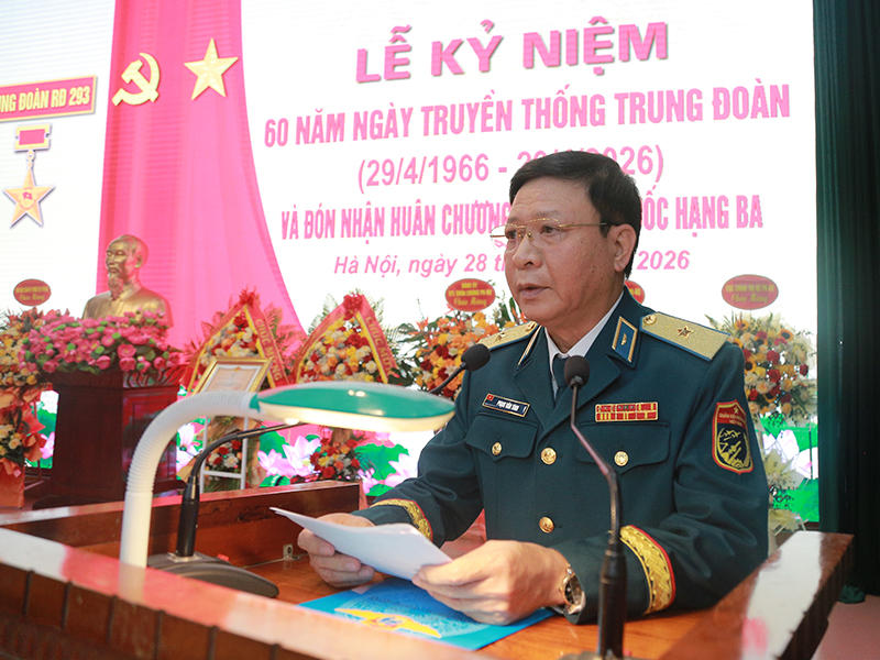 Trung đoàn 293 kỷ niệm 60 năm Ngày truyền thống và đón nhận Huân chương Bảo vệ Tổ quốc hạng Ba