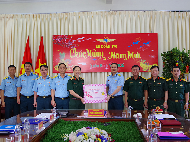 Bộ Tổng Tham mưu QĐND Việt Nam kiểm tra c&ocirc;ng t&aacute;c sẵn s&agrave;ng chiến đấu một số đơn vị Ph&ograve;ng kh&ocirc;ng - Kh&ocirc;ng qu&acirc;n khu vực Miền Nam