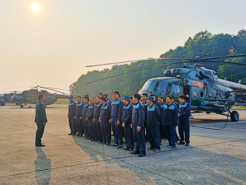 Trung đo&agrave;n Kh&ocirc;ng qu&acirc;n 916 sẵn s&agrave;ng bảo vệ th&agrave;nh c&ocirc;ng Đại hội đại biểu to&agrave;n quốc lần thứ XIV của Đảng