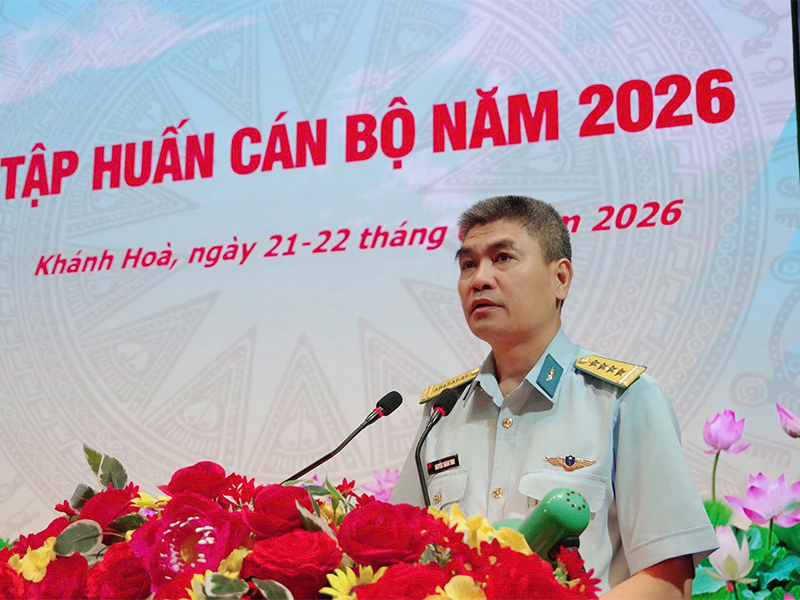 Trường Sĩ quan Kh&ocirc;ng qu&acirc;n tổ chức Hội nghị tập huấn c&aacute;n bộ năm 2026