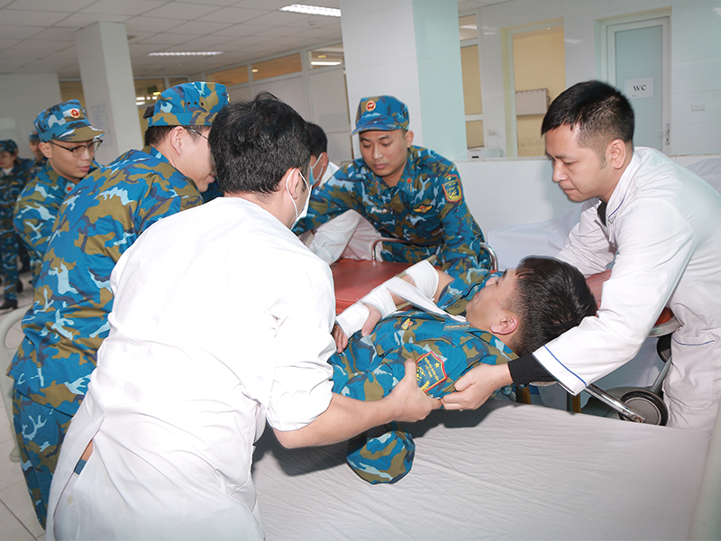 Viện Y học Ph&ograve;ng kh&ocirc;ng - Kh&ocirc;ng qu&acirc;n chủ động c&aacute;c phương &aacute;n bảo đảm Qu&acirc;n y phục vụ Đại hội đại biểu to&agrave;n quốc lần thứ XIV của Đảng