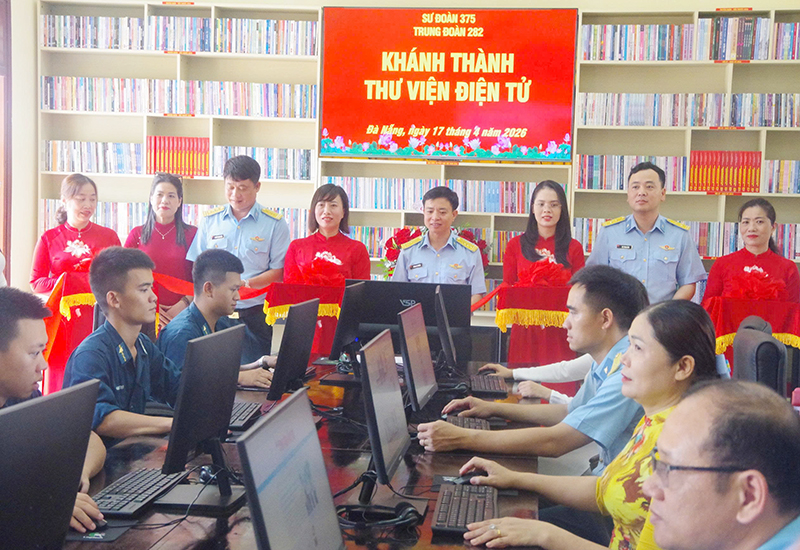 Trung đo&agrave;n 282 kh&aacute;nh th&agrave;nh Thư viện điện tử