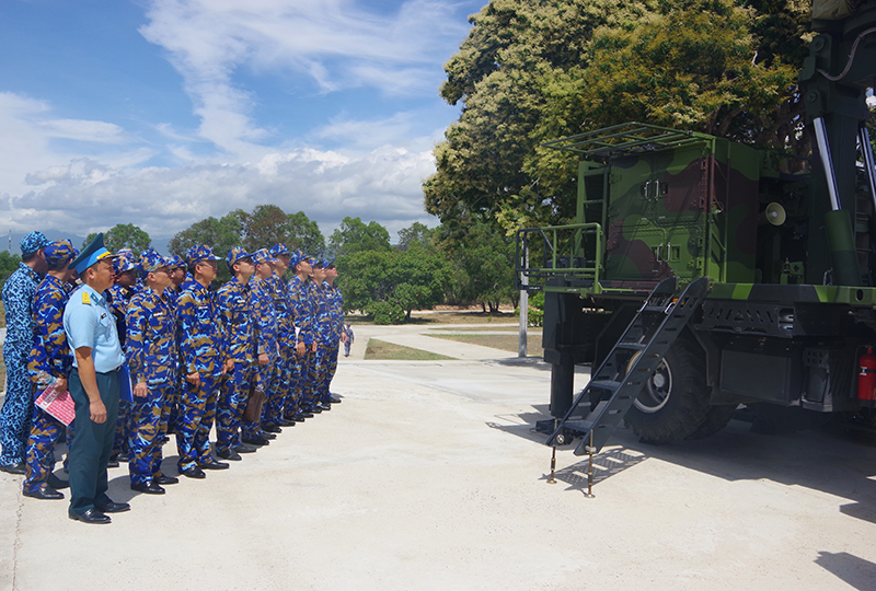 Học viện Hải qu&acirc;n tham quan, nghi&ecirc;n cứu thực tế tại Trung đo&agrave;n 274