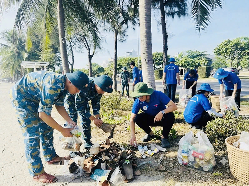 Tuổi trẻ Trung đo&agrave;n 282 lan tỏa tinh thần xung k&iacute;ch, t&igrave;nh nguyện