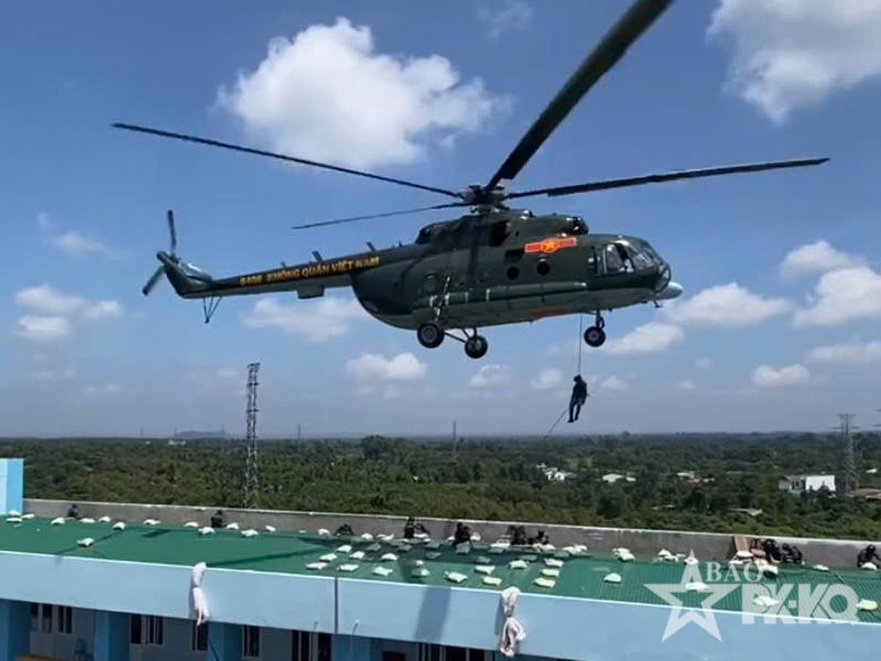 Trung đo&agrave;n 930 tham gia diễn tập chống bạo loạn, khủng bố tại tỉnh Đắk Lắk