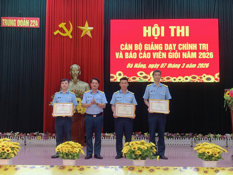 Trung đo&agrave;n 224 tổ chức Hội thi c&aacute;n bộ giảng dạy ch&iacute;nh trị v&agrave; b&aacute;o c&aacute;o vi&ecirc;n giỏi năm 2026