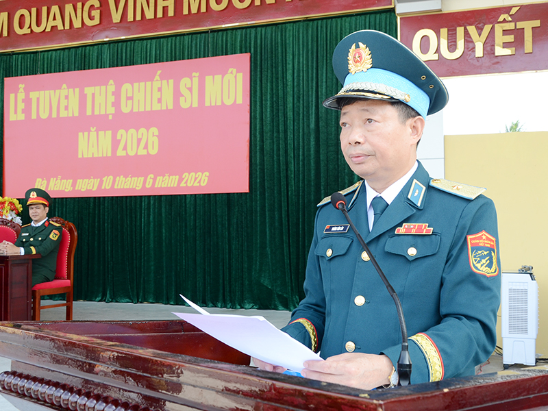 Các đơn vị trong Quân chủng Phòng không-Không quân tổ chức Lễ tuyên thệ chiến sĩ mới năm 2026