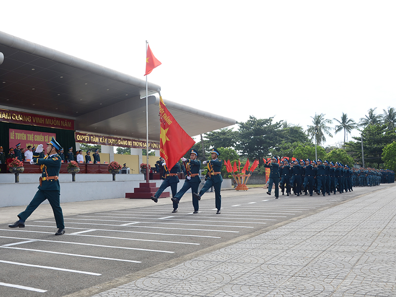 Các đơn vị trong Quân chủng Phòng không-Không quân tổ chức Lễ tuyên thệ chiến sĩ mới năm 2026