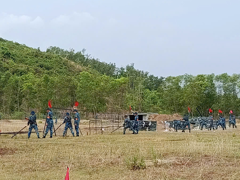 Tiểu đo&agrave;n Huấn luyện chiến sĩ mới, Sư đo&agrave;n 377 kiểm tra &ldquo;3 tiếng nổ&rdquo;