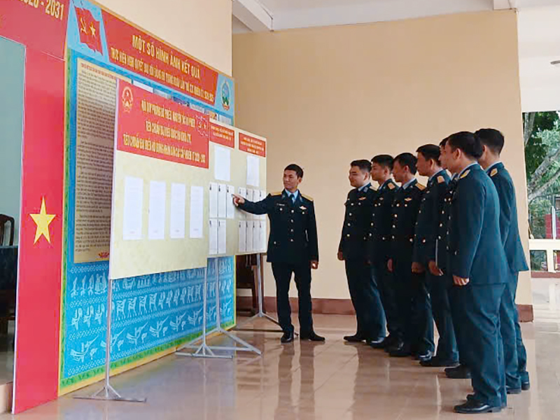 Để qu&acirc;n nh&acirc;n hiểu r&otilde; vinh dự v&agrave; tr&aacute;ch nhiệm với l&aacute; phiếu cử tri