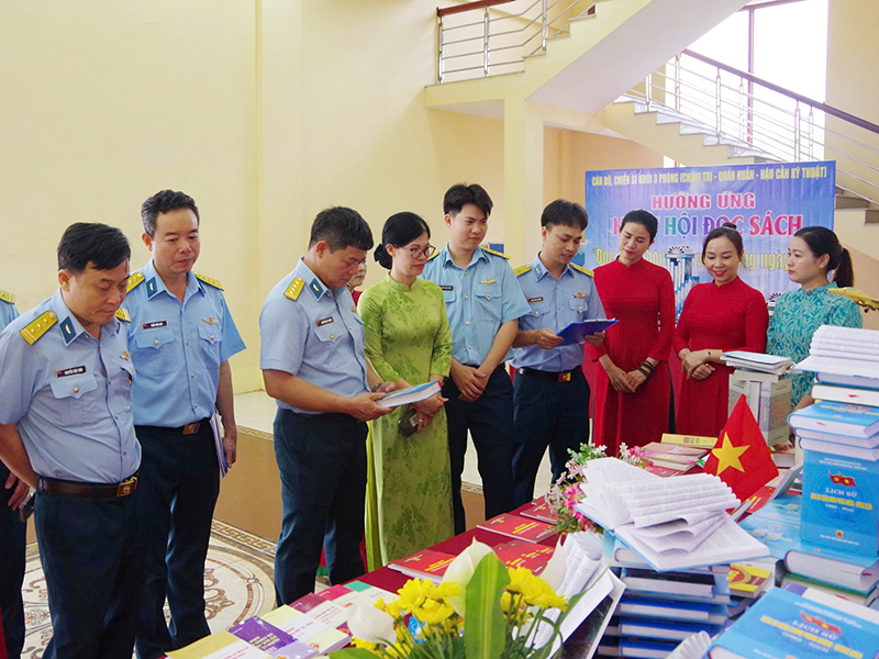 Sư đo&agrave;n 371 ph&aacute;t động hưởng ứng Ng&agrave;y s&aacute;ch v&agrave; văn h&oacute;a đọc Việt Nam lần thứ 5, năm 2026	
