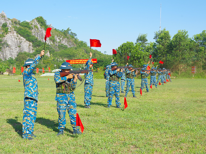 Sư đo&agrave;n 363 kiểm tra thực h&agrave;nh 