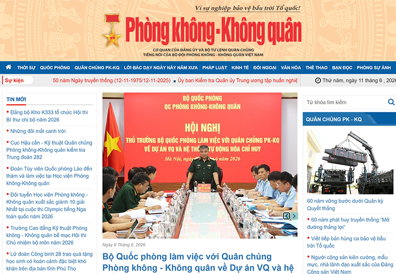 Một thập kỷ đổi mới v&agrave; ph&aacute;t triển