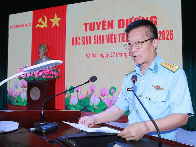 Bộ Tham mưu Qu&acirc;n chủng Ph&ograve;ng kh&ocirc;ng-Kh&ocirc;ng qu&acirc;n tuy&ecirc;n dương học sinh, sinh vi&ecirc;n ti&ecirc;u biểu năm 2026