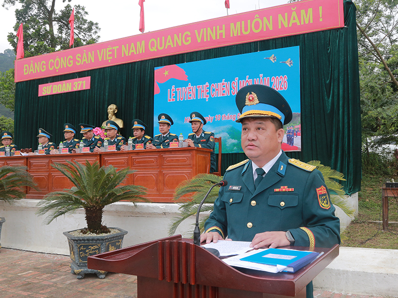 Các đơn vị trong Quân chủng Phòng không-Không quân tổ chức Lễ tuyên thệ chiến sĩ mới năm 2026