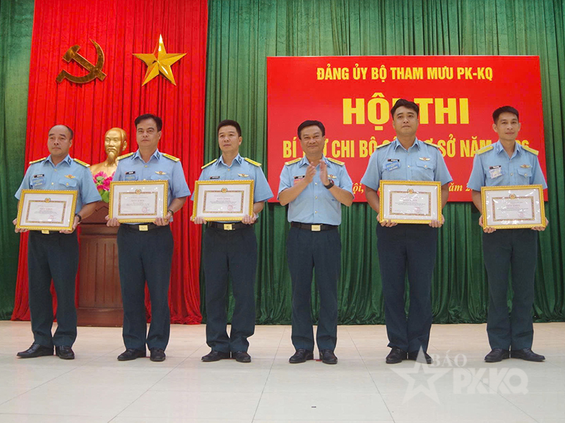 Đảng ủy Bộ Tham mưu Ph&ograve;ng kh&ocirc;ng-Kh&ocirc;ng qu&acirc;n tổ chức Hội thi B&iacute; thư chi bộ cấp cơ sở năm 2026