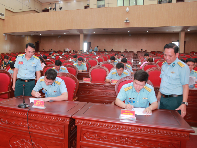 Qu&acirc;n chủng Ph&ograve;ng kh&ocirc;ng-Kh&ocirc;ng qu&acirc;n tổ chức th&agrave;nh c&ocirc;ng Hội thi C&aacute;n bộ Đo&agrave;n giỏi v&agrave; Tuy&ecirc;n truyền vi&ecirc;n trẻ năm 2026