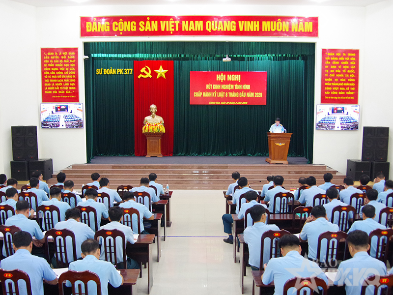 Sư đo&agrave;n 377 r&uacute;t kinh nghiệm c&ocirc;ng t&aacute;c chấp h&agrave;nh kỷ luật 8 th&aacute;ng đầu năm 2026