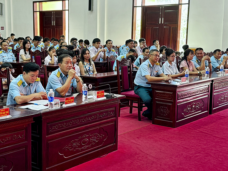 Sư đo&agrave;n 375 tổ chức tuy&ecirc;n dương c&aacute;c ch&aacute;u học sinh ti&ecirc;u biểu năm học 2025-2026