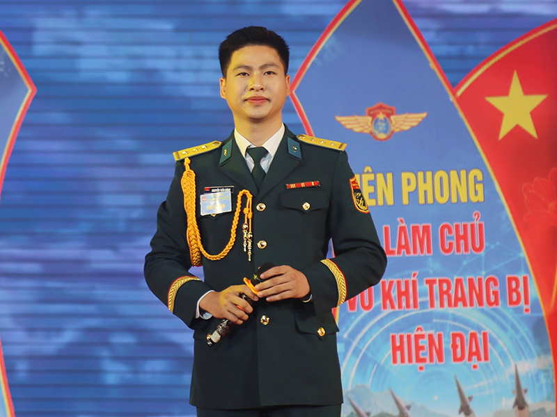 Người thủ lĩnh Đo&agrave;n năng động, s&aacute;ng tạo