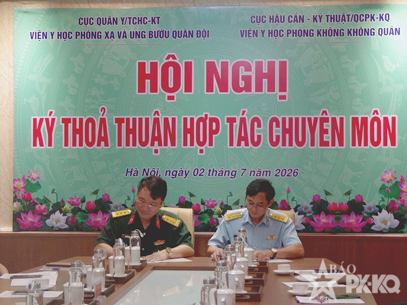 Viện Y học PK-KQ tăng cường phối hợp chuy&ecirc;n m&ocirc;n, n&acirc;ng cao chất lượng kh&aacute;m, chữa bệnh