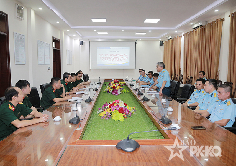 Viện Y học Ph&ograve;ng kh&ocirc;ng-Kh&ocirc;ng qu&acirc;n giao nhiệm vụ cho lực lượng c&ocirc;ng t&aacute;c tại Đặc khu Trường Sa
