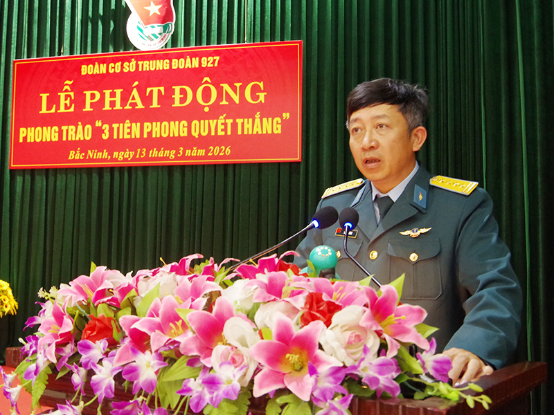 Trung đoàn 927 tổ chức Lễ phát động phong trào “3 Tiên phong quyết thắng” giai đoạn 2025 - 2030