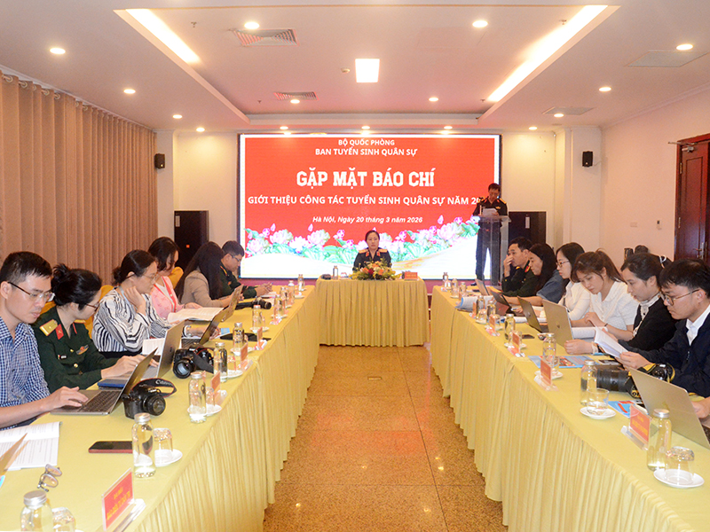 Ban Tuyển sinh Qu&acirc;n sự Bộ Quốc ph&ograve;ng gặp mặt b&aacute;o ch&iacute; giới thiệu c&ocirc;ng t&aacute;c tuyển sinh qu&acirc;n sự năm 2026