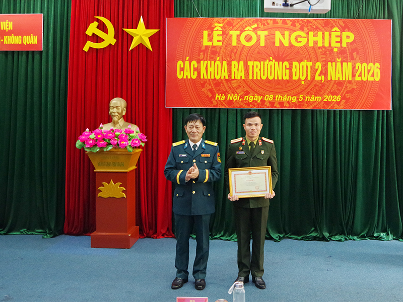 Học viện Phòng không-Không quân tổ chức Lễ tốt nghiệp ra trường đợt 2 năm 2026