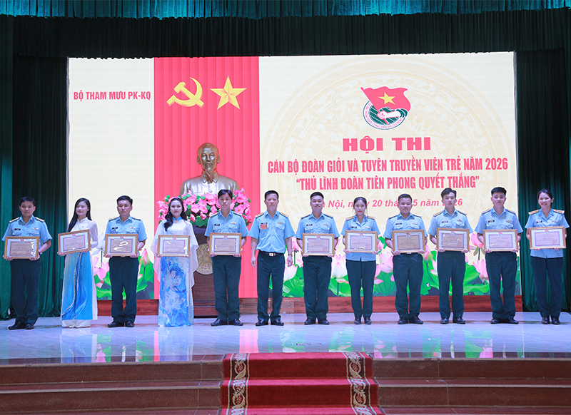 Bộ Tham mưu Ph&ograve;ng kh&ocirc;ng-Kh&ocirc;ng qu&acirc;n tổ chức Hội thi C&aacute;n bộ Đo&agrave;n giỏi v&agrave; tuy&ecirc;n truyền vi&ecirc;n trẻ năm 2026