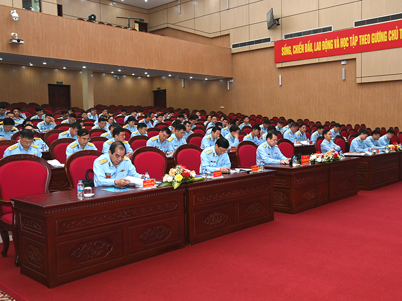 Qu&acirc;n chủng Ph&ograve;ng kh&ocirc;ng-Kh&ocirc;ng qu&acirc;n Qu&acirc;n chủng PK-KQ tổ chức Hội nghị quyết to&aacute;n ng&acirc;n s&aacute;ch, thu chi bảo hiểm x&atilde; hội, bảo hiểm y tế, bảo hiểm thất nghiệp, gi&aacute;m s&aacute;t t&agrave;i ch&iacute;nh v&agrave; tổng kết c&ocirc;ng t&aacute;c t&agrave;i ch&iacute;nh năm 2025
