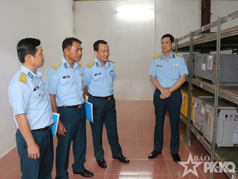 Qu&acirc;n chủng Ph&ograve;ng kh&ocirc;ng-Kh&ocirc;ng qu&acirc;n kiểm tra kết quả x&acirc;y dựng đơn vị vững mạnh to&agrave;n diện &ldquo;mẫu mực, ti&ecirc;u biểu&rdquo; năm 2026 tại Kho K333