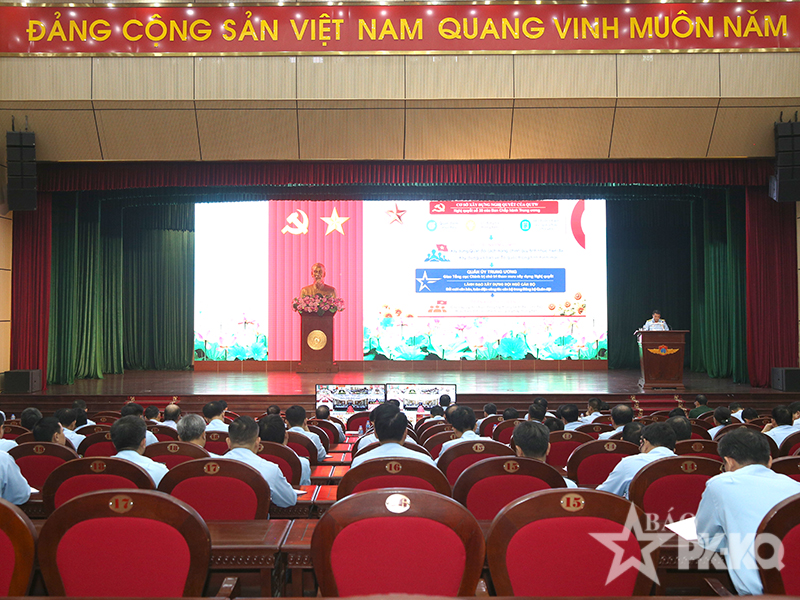 Đảng ủy Qu&acirc;n chủng Ph&ograve;ng kh&ocirc;ng-Kh&ocirc;ng qu&acirc;n tổ chức Hội nghị nghi&ecirc;n cứu, học tập, qu&aacute;n triệt v&agrave; triển khai thực hiện Nghị quyết Hội nghị lần thứ tư Ban Chấp h&agrave;nh Trung ương Đảng kh&oacute;a XIV