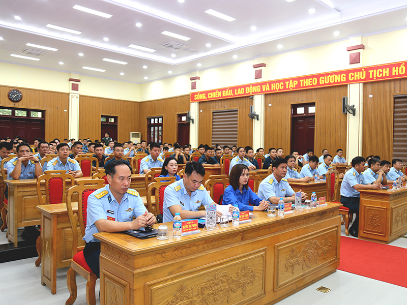 Sư đo&agrave;n 365 r&egrave;n luyện kỹ năng, nghiệp vụ cho đội ngũ c&aacute;n bộ Đo&agrave;n