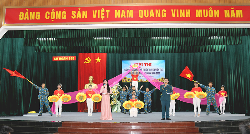 Sư đo&agrave;n 365 r&egrave;n luyện kỹ năng, nghiệp vụ cho đội ngũ c&aacute;n bộ Đo&agrave;n