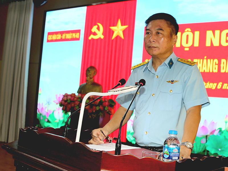 Cục Hậu cần - Kỹ thuật Qu&acirc;n chủng Ph&ograve;ng kh&ocirc;ng-Kh&ocirc;ng qu&acirc;n tổ chức, chỉ đạo bảo đảm tốt  hậu cần, kỹ thuật cho c&aacute;c nhiệm vụ