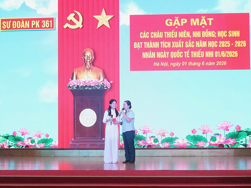 Sư đo&agrave;n 361 tổ chức gặp mặt c&aacute;c ch&aacute;u học sinh đạt th&agrave;nh t&iacute;ch xuất sắc năm học 2025-2026