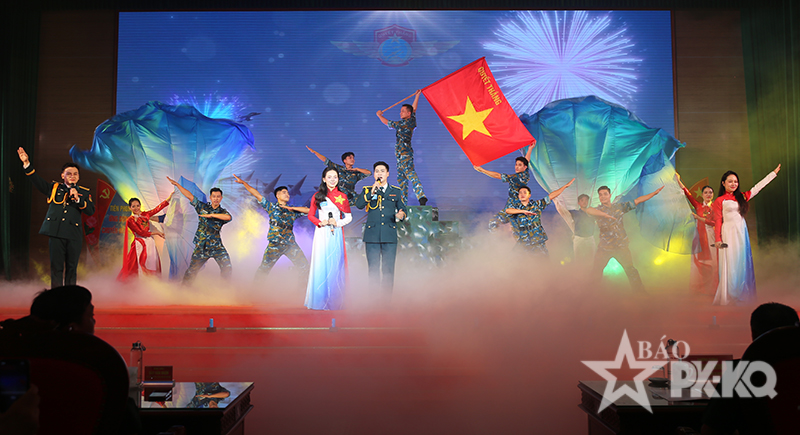 Tổng cục Ch&iacute;nh trị Qu&acirc;n đội nh&acirc;n d&acirc;n Việt Nam bế mạc Hội thi c&aacute;n bộ Đo&agrave;n giỏi v&agrave; Tuy&ecirc;n truyền vi&ecirc;n trẻ to&agrave;n qu&acirc;n năm 2026